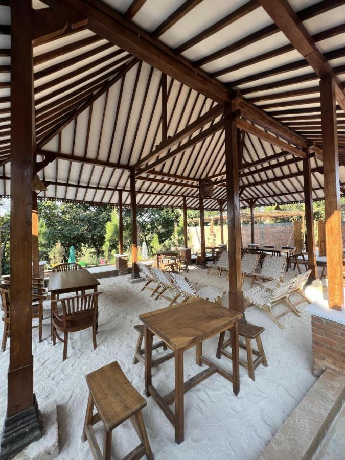 Point Of View Hotel & Resort Majalengka Ngoại thất bức ảnh