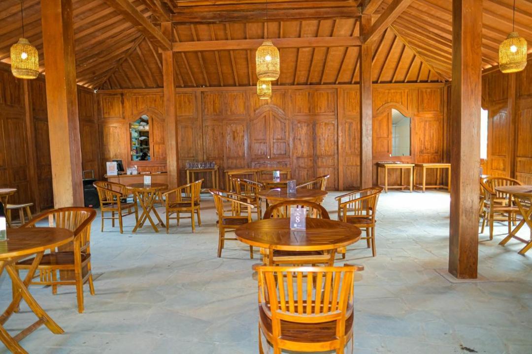 Point Of View Hotel & Resort Majalengka Ngoại thất bức ảnh